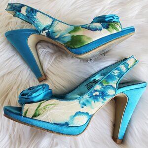 Rampage Primrose Blue Flower Print with Floral Embellishment Heels SZ 8